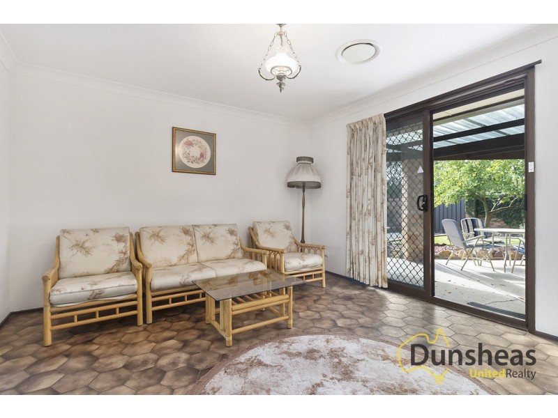 2 Buin Place, Glenfield NSW 2167