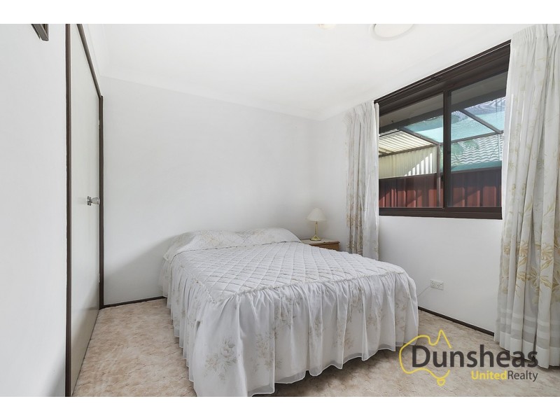 2 Buin Place, Glenfield NSW 2167