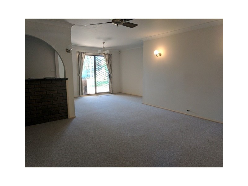 18 Desmond Street, Ingleburn NSW 2565