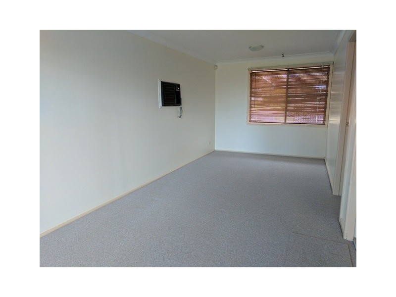18 Desmond Street, Ingleburn NSW 2565