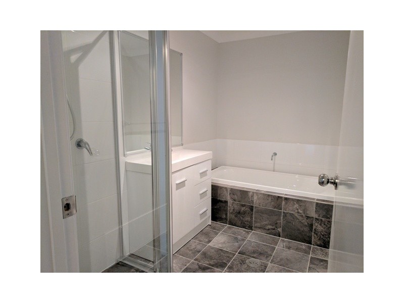 3B Atchison Road, Macquarie Fields NSW 2564