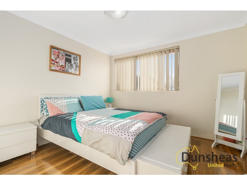 3/14 Bunbury Road, Macquarie Fields NSW 2564