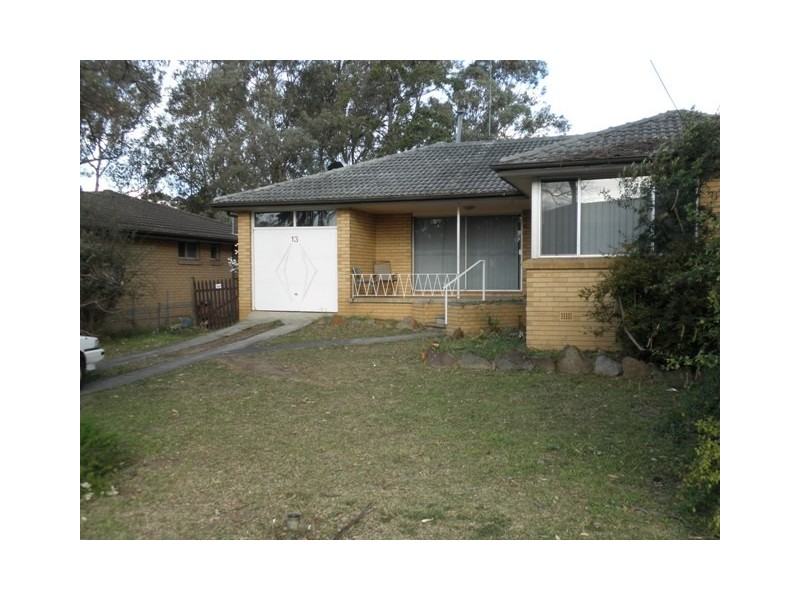 13 Carlisle Street, Ingleburn NSW 2565