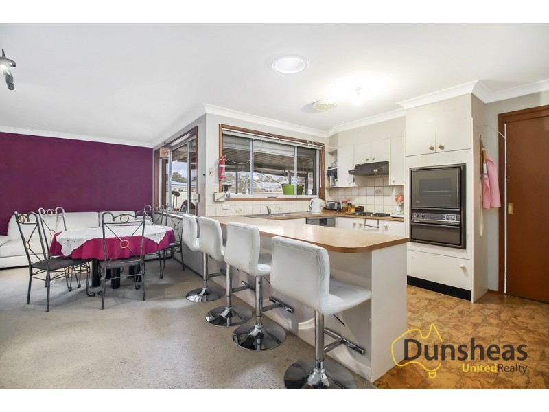 20 Fraser Street, Macquarie Fields NSW 2564