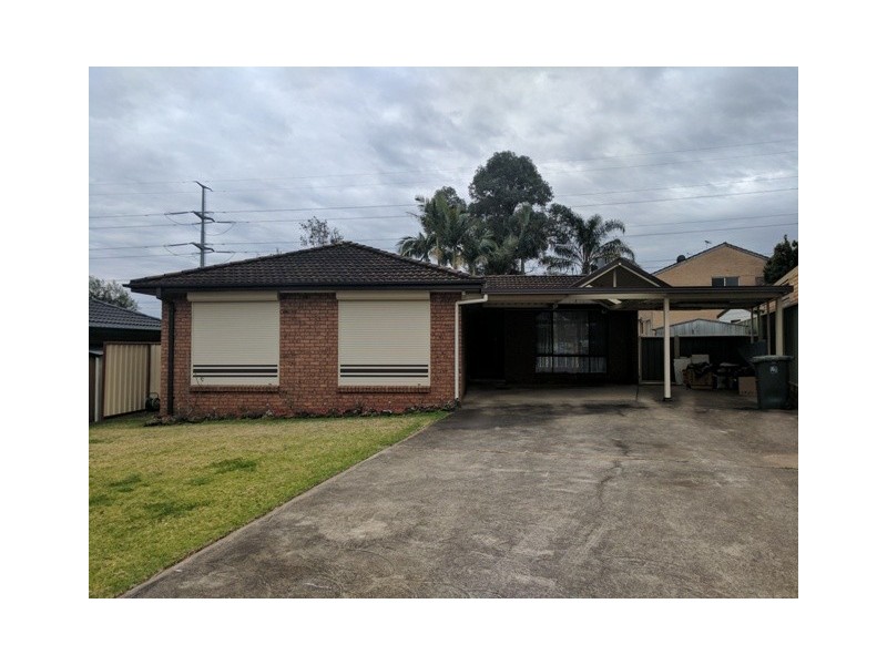 12 Rider Place, Minto NSW 2566