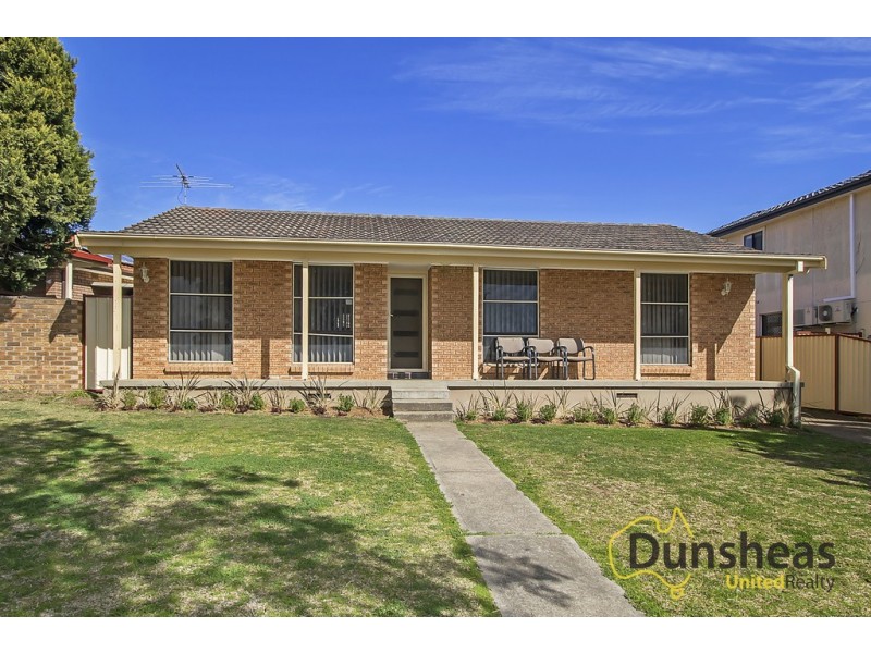 33 Long Reef Crescent, Woodbine NSW 2560