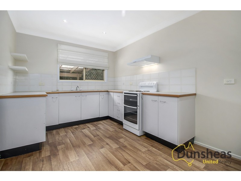 4/34 Kings Road, Ingleburn NSW 2565