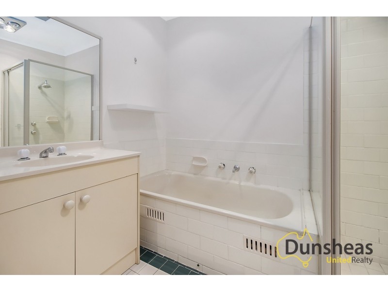 4/34 Kings Road, Ingleburn NSW 2565