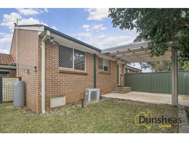4/34 Kings Road, Ingleburn NSW 2565