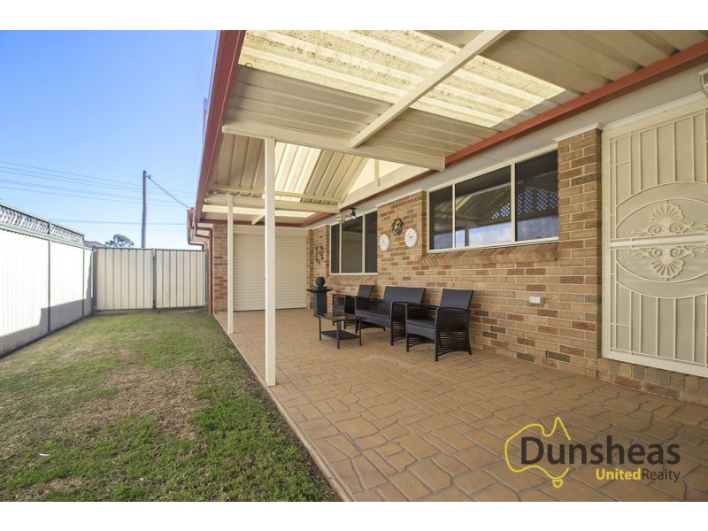 15 Pritchard Road, Macquarie Fields NSW 2564