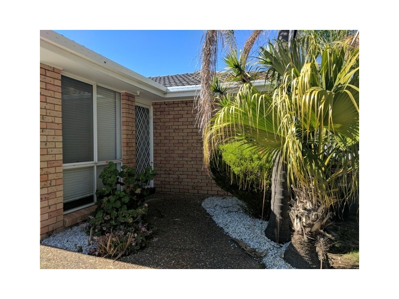 10 Wignell Place, Mount Annan NSW 2567