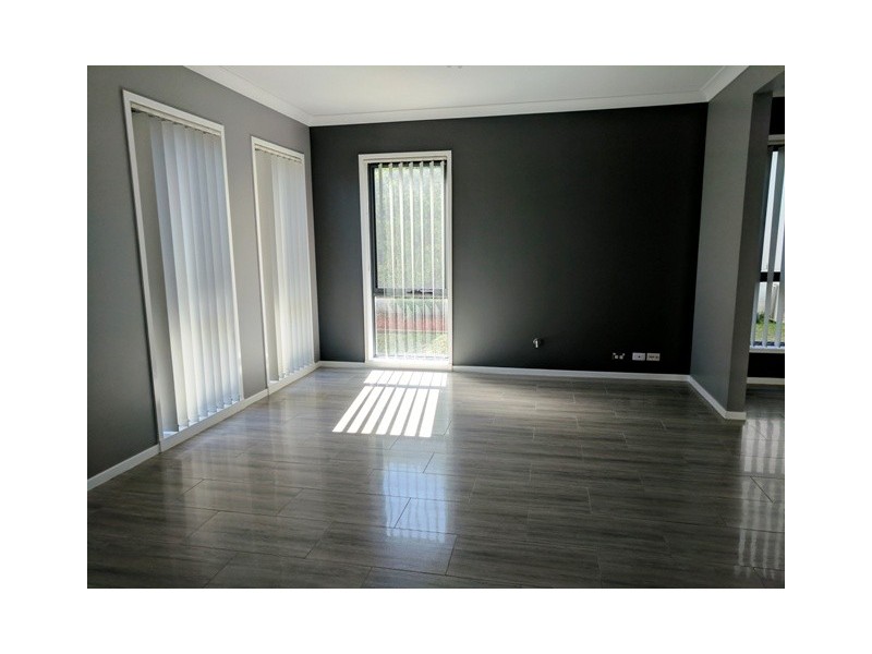 52 Minorca Circuit, Spring Farm NSW 2570