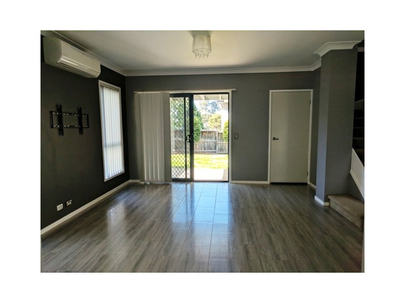 52 Minorca Circuit, Spring Farm NSW 2570