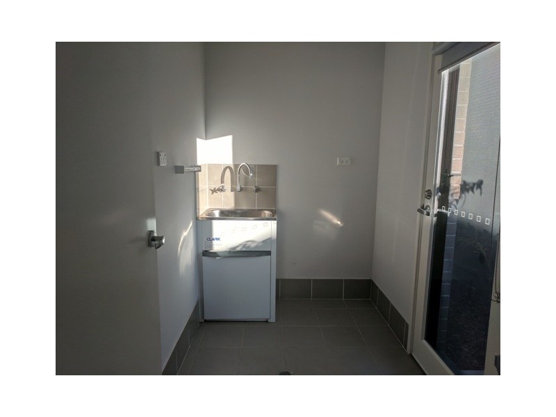 6 Jarvesfield Place, Macquarie Links NSW 2565