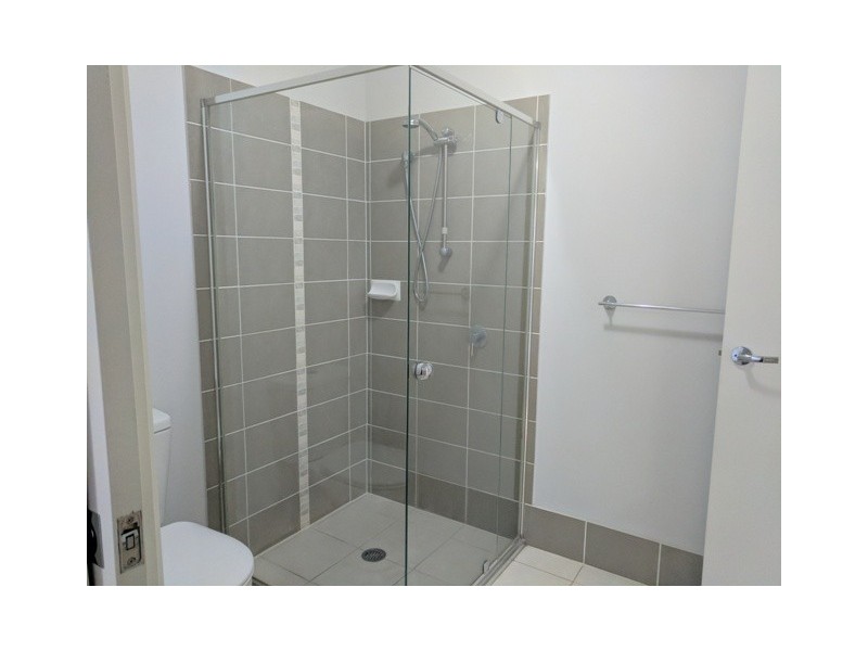 6 Jarvesfield Place, Macquarie Links NSW 2565