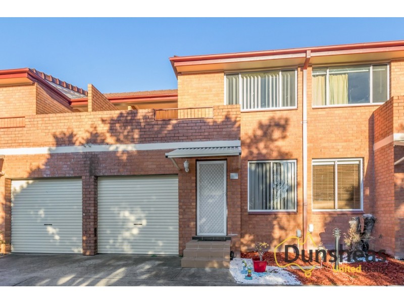 3/14 Bunbury Road, Macquarie Fields NSW 2564