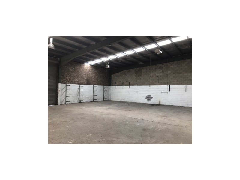 4/8 Pembury Road, Minto NSW 2566