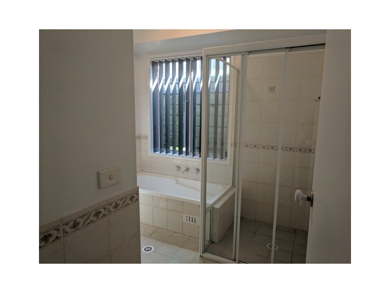 17 Hannam Place, Englorie Park NSW 2560