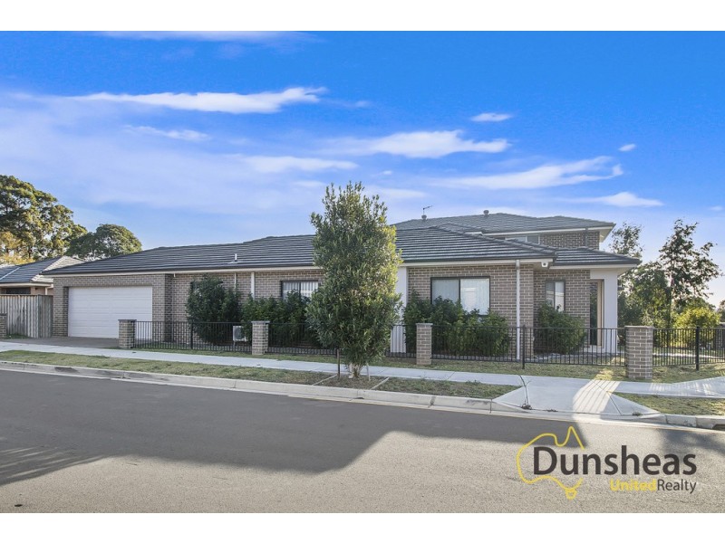 37 Grampian Avenue, Minto NSW 2566