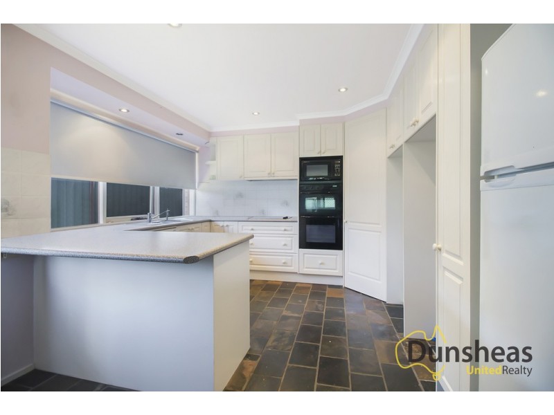 34 Longhurst Road, Minto NSW 2566