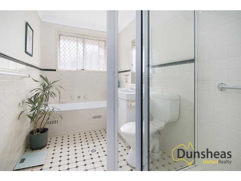 9/10-12 Gordon Avenue, Ingleburn NSW 2565