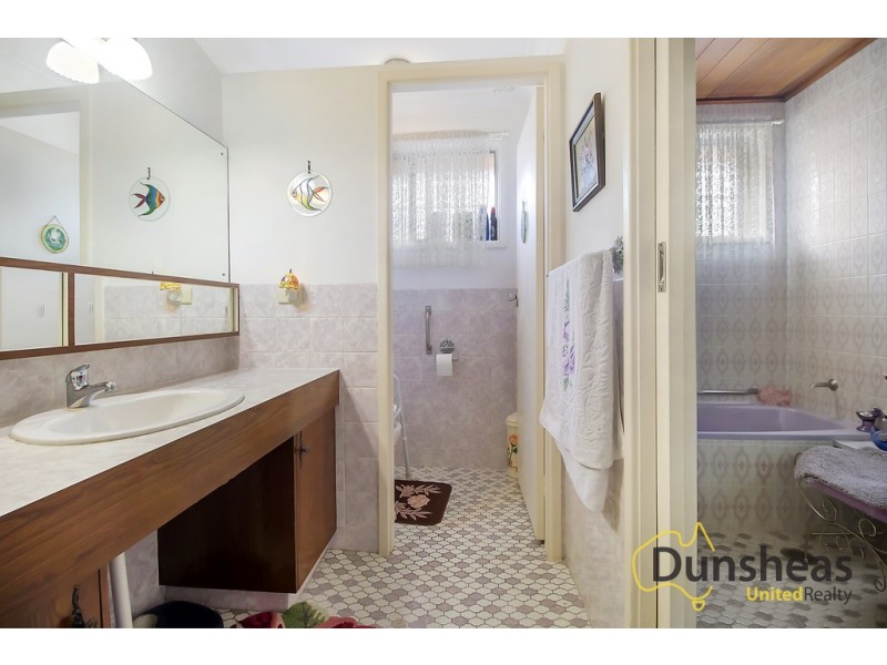 14 Nardoo Street, Ingleburn NSW 2565