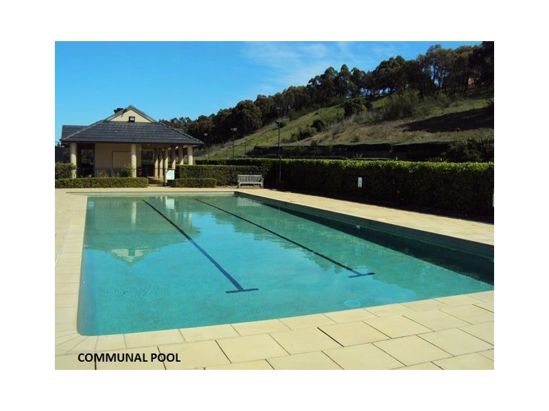 10 Forbes Way, Macquarie Links NSW 2565