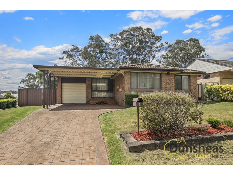 2 Fergusson Street, Glenfield NSW 2167