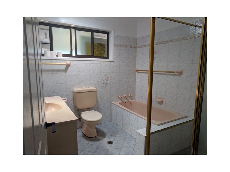 27 Koala Avenue, Ingleburn NSW 2565