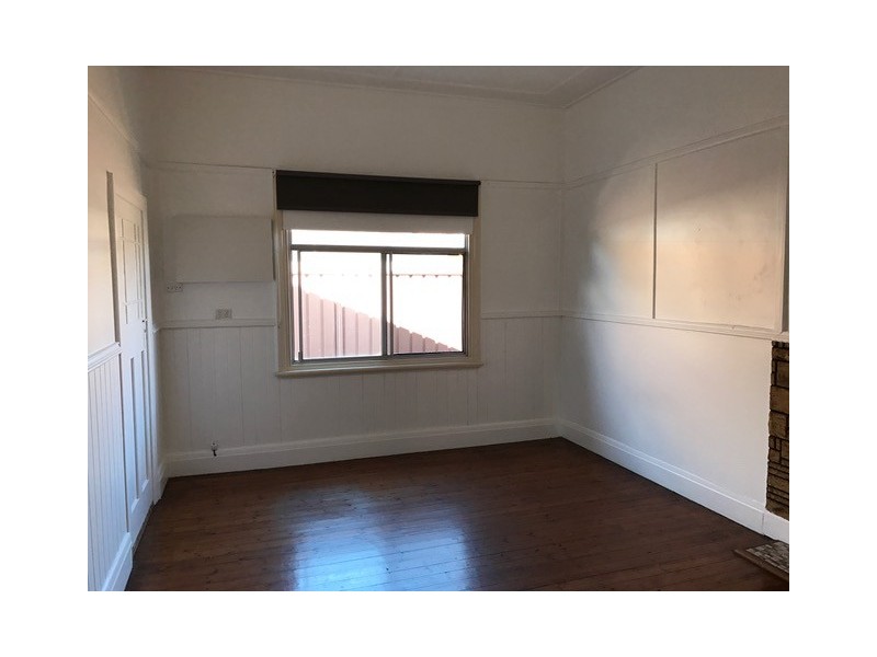 18B Fraser Street, Macquarie Fields NSW 2564