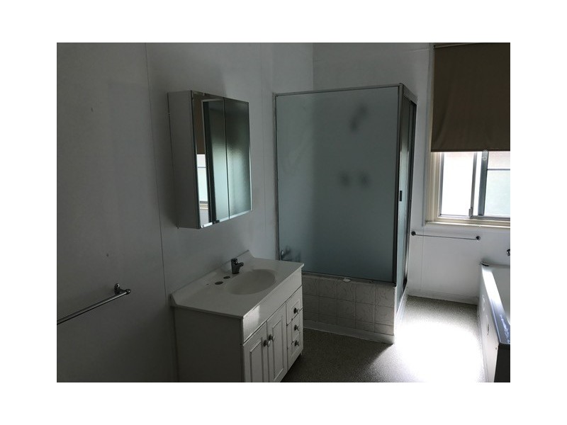 18B Fraser Street, Macquarie Fields NSW 2564