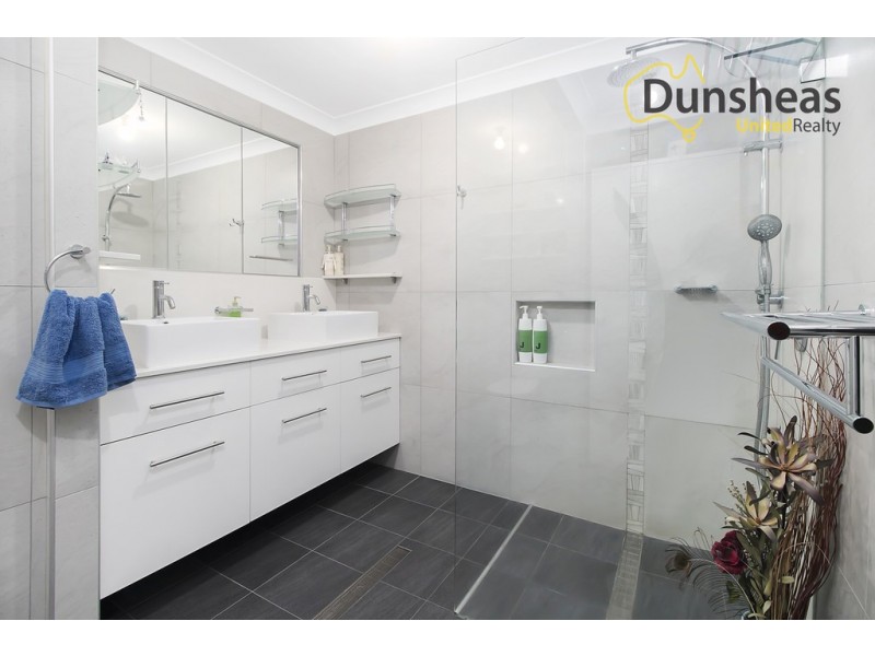 146 Guernsey Avenue, Minto NSW 2566