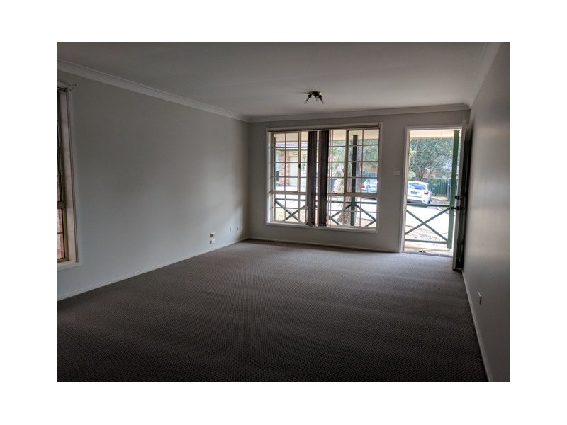 12/6 Westmoreland Road, Minto NSW 2566