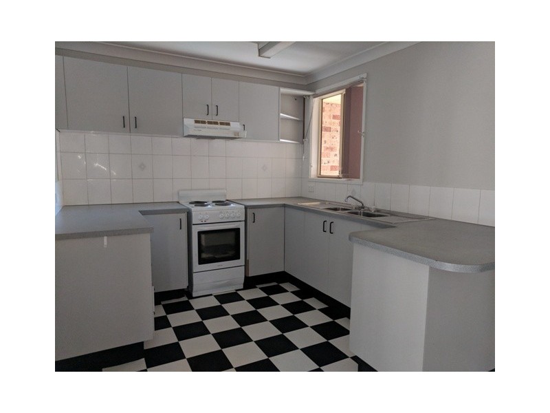 12/6 Westmoreland Road, Minto NSW 2566