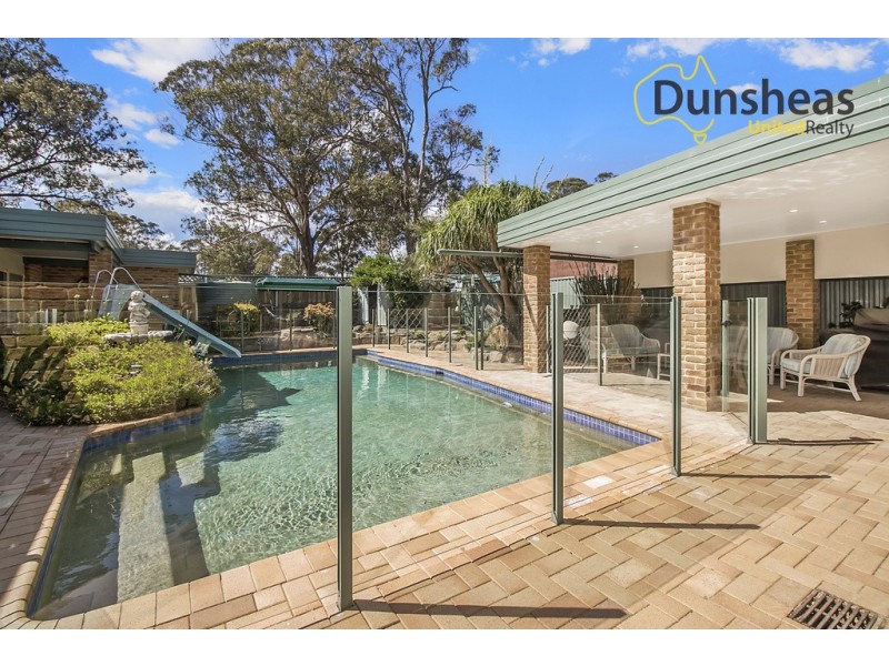 5 Edna Place, Ingleburn NSW 2565