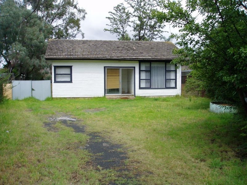 2 Aero Road, Ingleburn NSW 2565