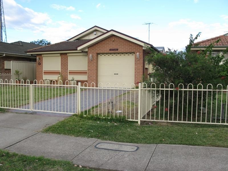 132 Ingleburn Road, Ingleburn NSW 2565