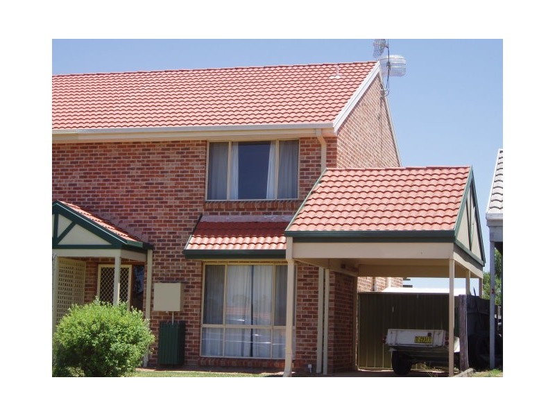 44 McLaren Pl, Ingleburn NSW 2565