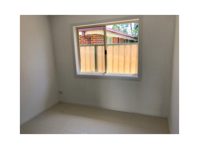9A Pritchard Road, Macquarie Fields NSW 2564