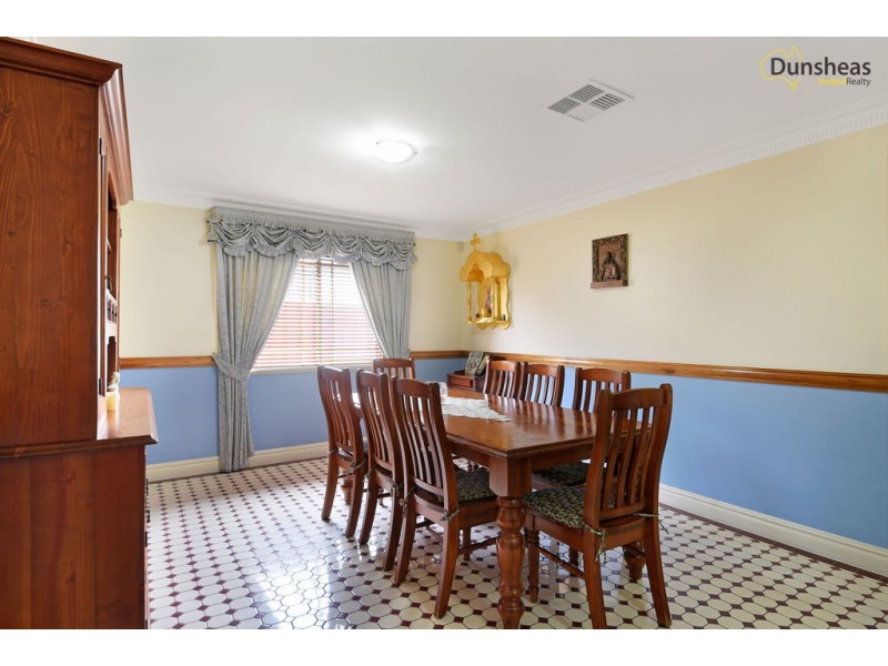 72 Matthews Square, Ingleburn NSW 2565