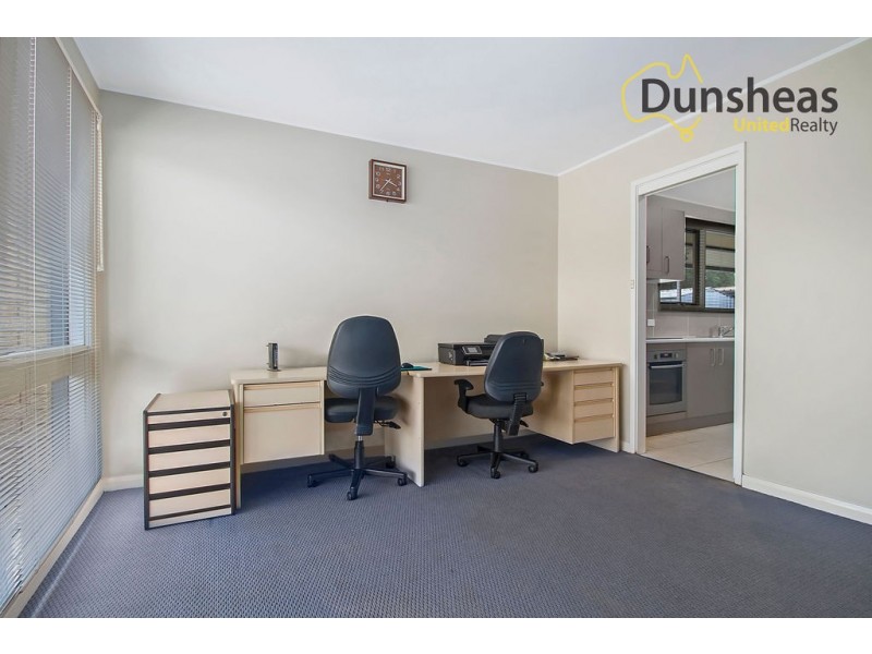 83 Kent Street, Minto NSW 2566