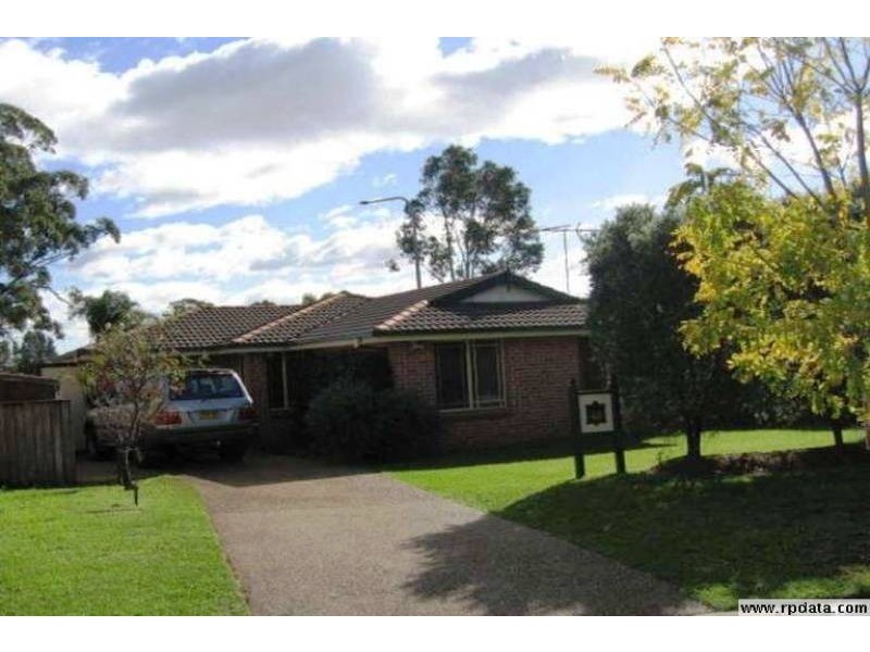 49 Hydrangea Place, Macquarie Fields NSW 2564