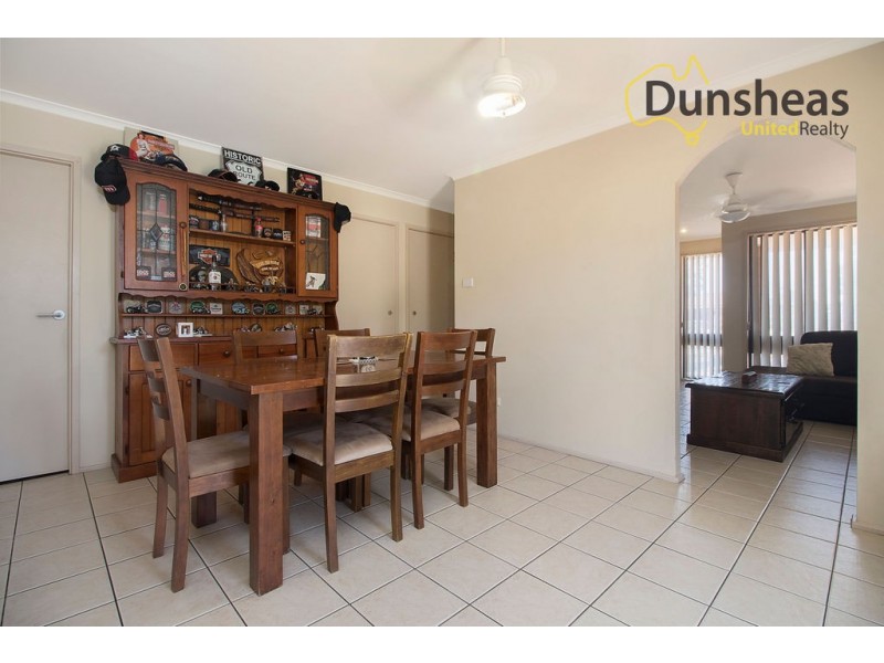 14 Dibbler Place, St Helens Park NSW 2560