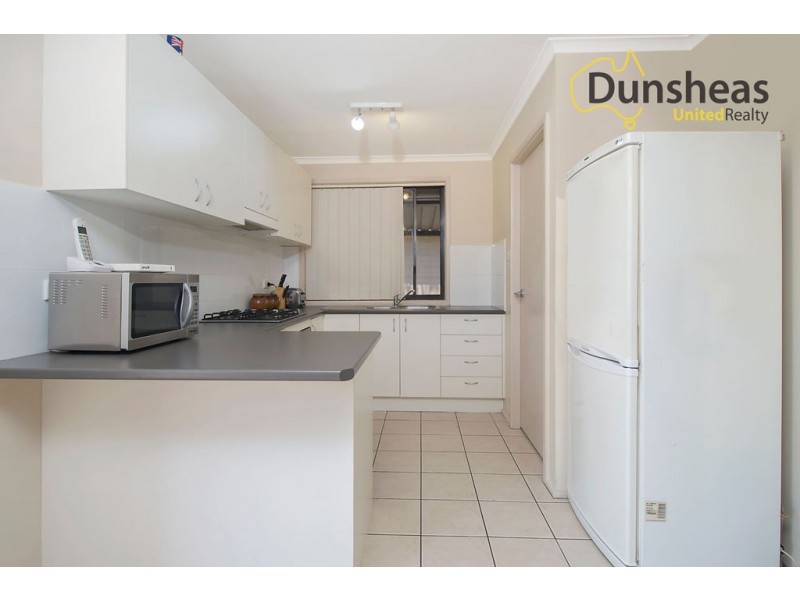 14 Dibbler Place, St Helens Park NSW 2560