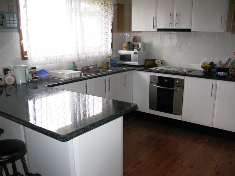 8 Kelso Place, St Andrews NSW 2566