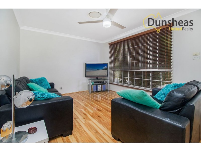 54 Jersey Parade, Minto NSW 2566