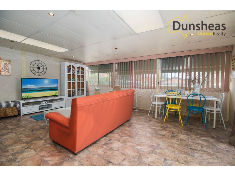 3 Borthwick Street, Minto NSW 2566