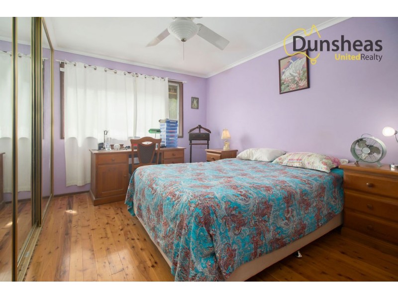 3 Borthwick Street, Minto NSW 2566