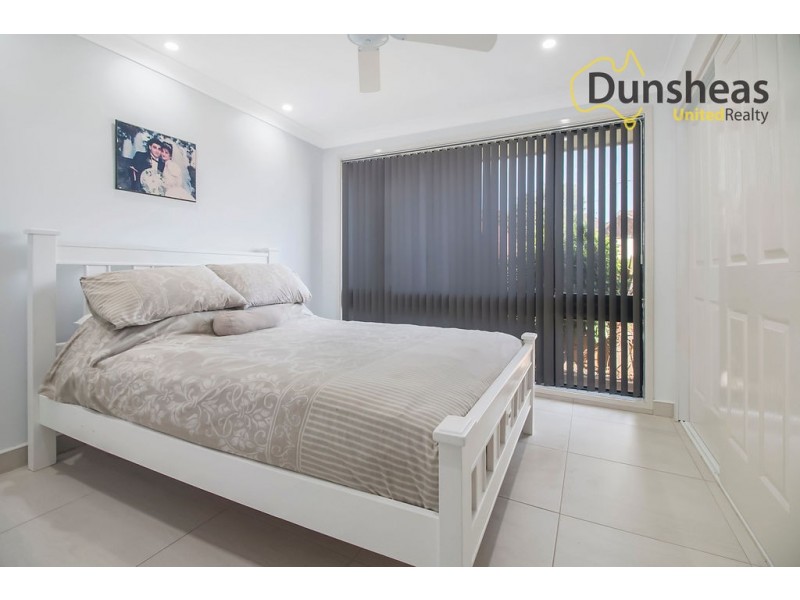 5 Riesling Place, Eschol Park NSW 2558