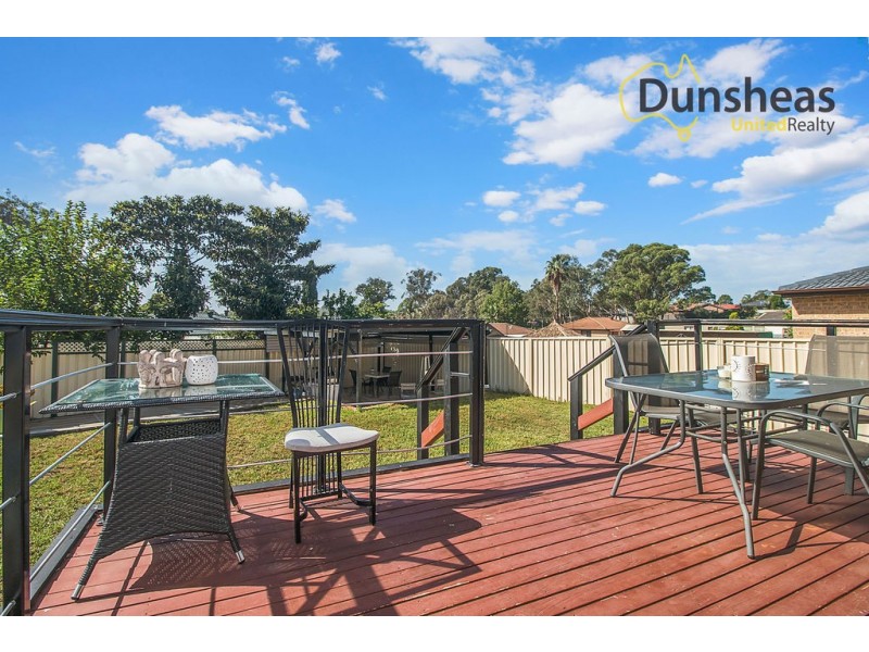 5 Riesling Place, Eschol Park NSW 2558